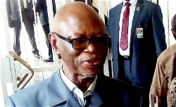 Anambra Poll: Oyegun assures of level playing ground