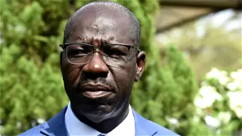 <strong>New Naira: Obaseki meets bank chiefs encourage cashless transactions</strong><br><br>