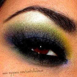 Misuse of contact lenses can lead to loss of sight – Stylist