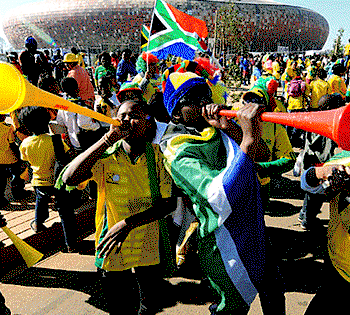 FIFA bans vuvuzelas, laser pointers from 2026 World Cup stadiums