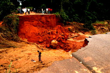 35 years after, Enugu road attracts govt attention
