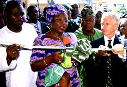Etisalat sponsors 2014 Nigeria Summit