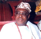 Osoba: The veteran politician at bay
