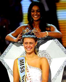 Who wears Miss  Africa Beauty queen crown today?