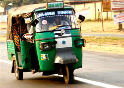 5 Injured as bus rams into tricycle in Aba