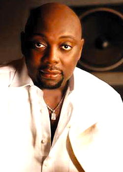 Segun Arinze to host Daylight’s Bowler Hats bash