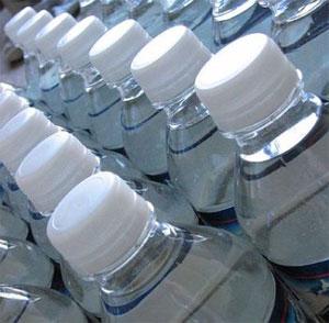 Water1 Top bottled water brands contaminated with plastic particles – report