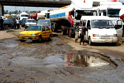 Apapa TRAFFIC: Gridlock worsens  as contractor abandons site