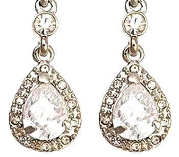 Women beware, fake earrings can lead to loss of hearing