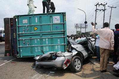19 die in Niger, Oyo road accidents