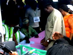 Only 14 voters accredited at Jonathan’s unit so far