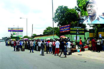 Rain,voter apathy mar Niger East senatorial election