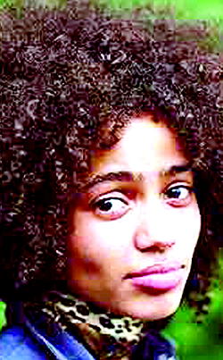 Nneka gets love proposal on Nigerian Idol show