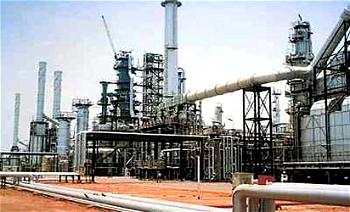 Build refineries in Nigeria, FG tells IOCs