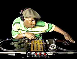Nigerian deejays form association