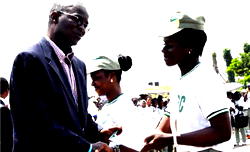 Fashola pays tribute to 10 slain corps