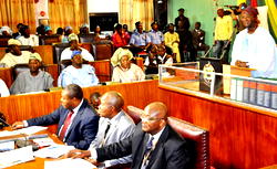 Fashola orders prosecution of owners of collapsed buildings
