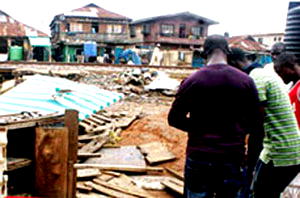 Hoodlums attack Mushin residents,Police after NDLEA raid