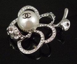 MyStyle, A Chanel Vintage Brooch