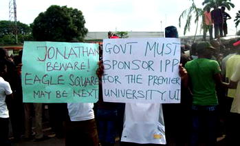 UI students protest over blackout, give FG ultimatum