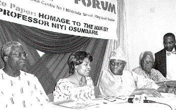 Niyi Osundare at forum, says good governance grows book culture