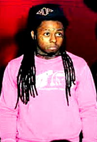 Lil Wayne suffers seizures, hospitalized-reports