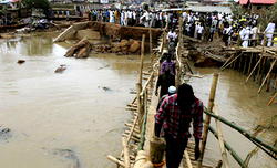 Ibadan flood: Jonathan promises  to reconstruct bridges, roads