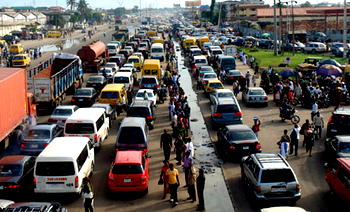 Harmattan haze: Lagos urges motorists to drive carefully, observe road/traffic signs