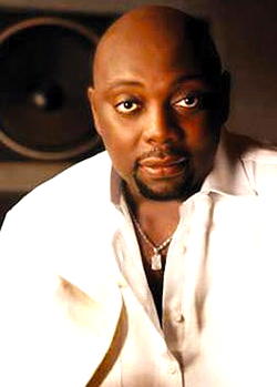 Nollywood actor, Segun Arinze counsels children to respect parents
