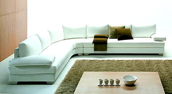 White leather sofa will add a touch of elegance to your living room