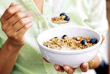 Want to weigh less? Then eat more!