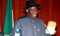 FG, Bank of Agric sign N2.4bn deal on cassava bread devt