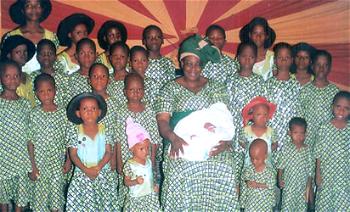 Emodi fetes widows, motherless babies  @ Xmas