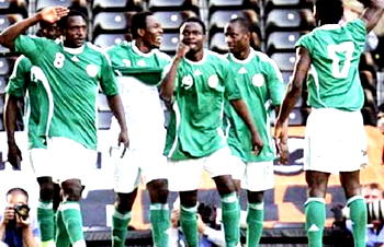 Keshi not impressed, as Eagles beat Abuja selected 1-0