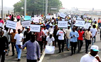 Low turnout as Lekki residents protest tolls, increase in LASU fees