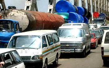 Christmas: Traffic gridlock on Onitsha Bridge worsens