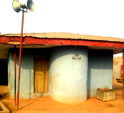 Gaining paradise via mosque building