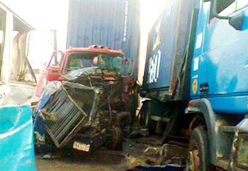Truck crushes pregnant woman, others to death