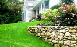 Give your landscape extra beauty with stonewalls