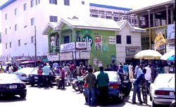 The two faces of  the smart phone market in Jos
