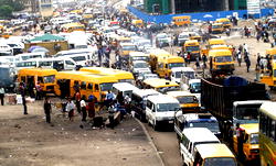Bus conductor knocks off colleague’s 3 teeth