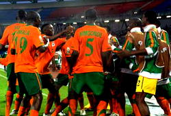 Zambia overcome double blow to beat Algeria