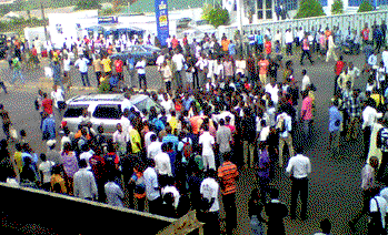 LASU students protest killing of 500 level colleague