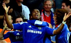 Spot-on Drogba the hero as Chelsea sink Bayern