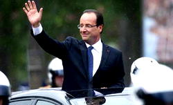 Hollande sworn in as French president