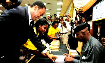Liyel Imoke…. star unveiled at Kolanut Centre