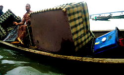 Fashola takes over Makoko
