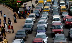 Ambode moves to unlock traffic gridlock along Oworonshoki/3rd Mainland Bridge