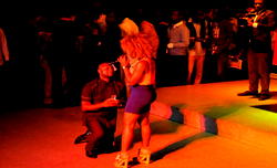 Drama at Niteshift: Abia Gov’s aide proposes to musician on stage