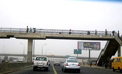 109 persons arrested for crossing expressway